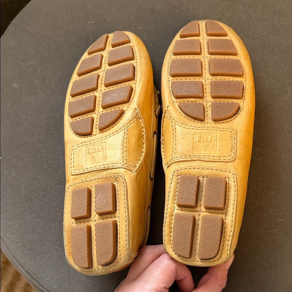 Frye Reagan Campus Driver Banana Womens 7M Leather Moccasin Loafers - Picture 9 of 10